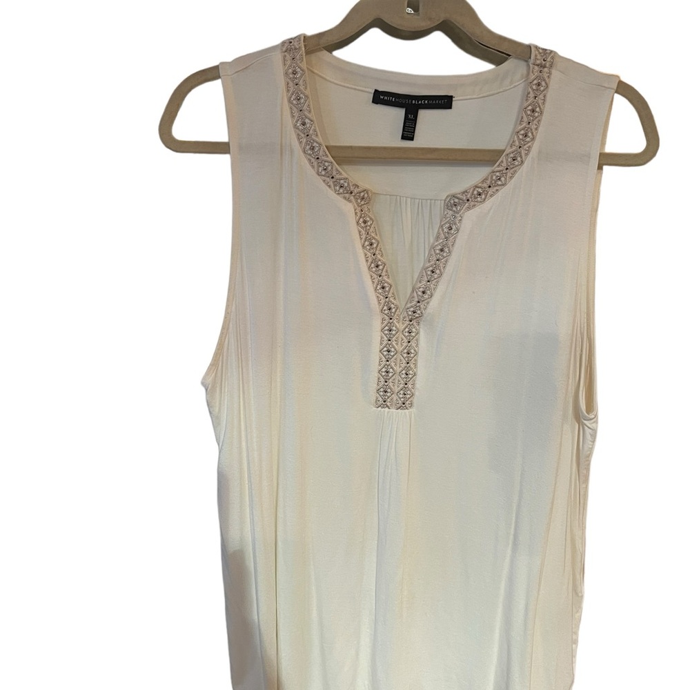 White House Black Market XL sleeveless cream colored top with gold metallic trim